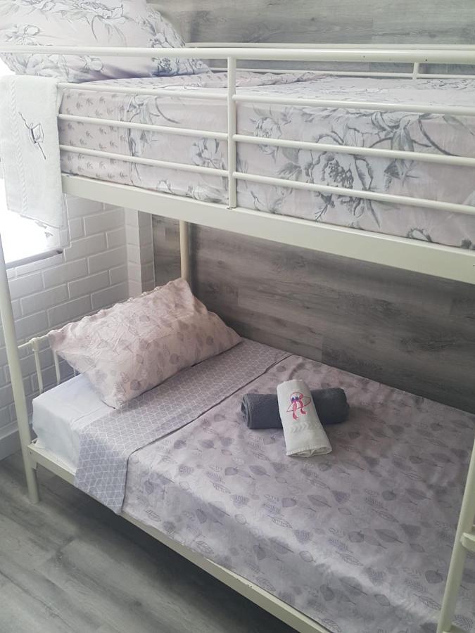 Beachfront Apartment - La Mata トレビエハ エクステリア 写真