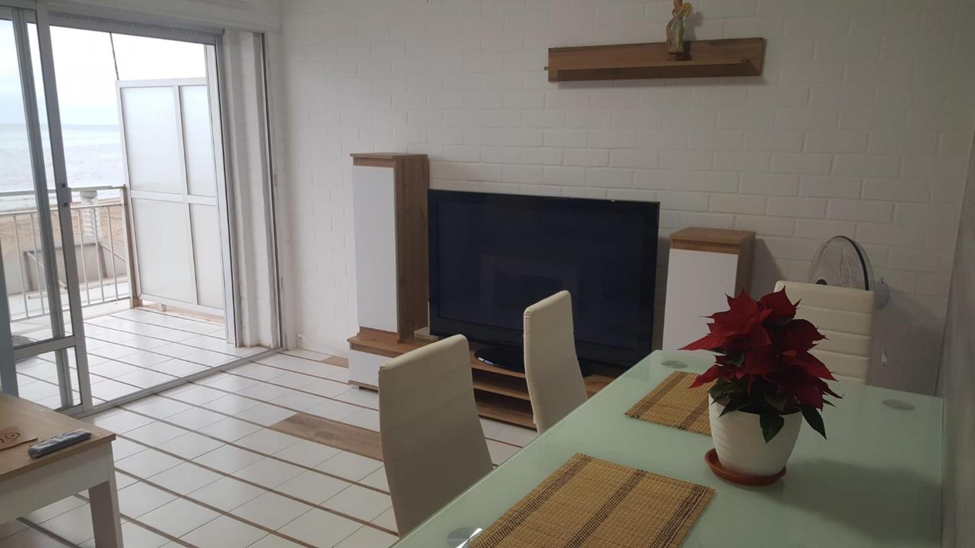 Beachfront Apartment - La Mata トレビエハ エクステリア 写真