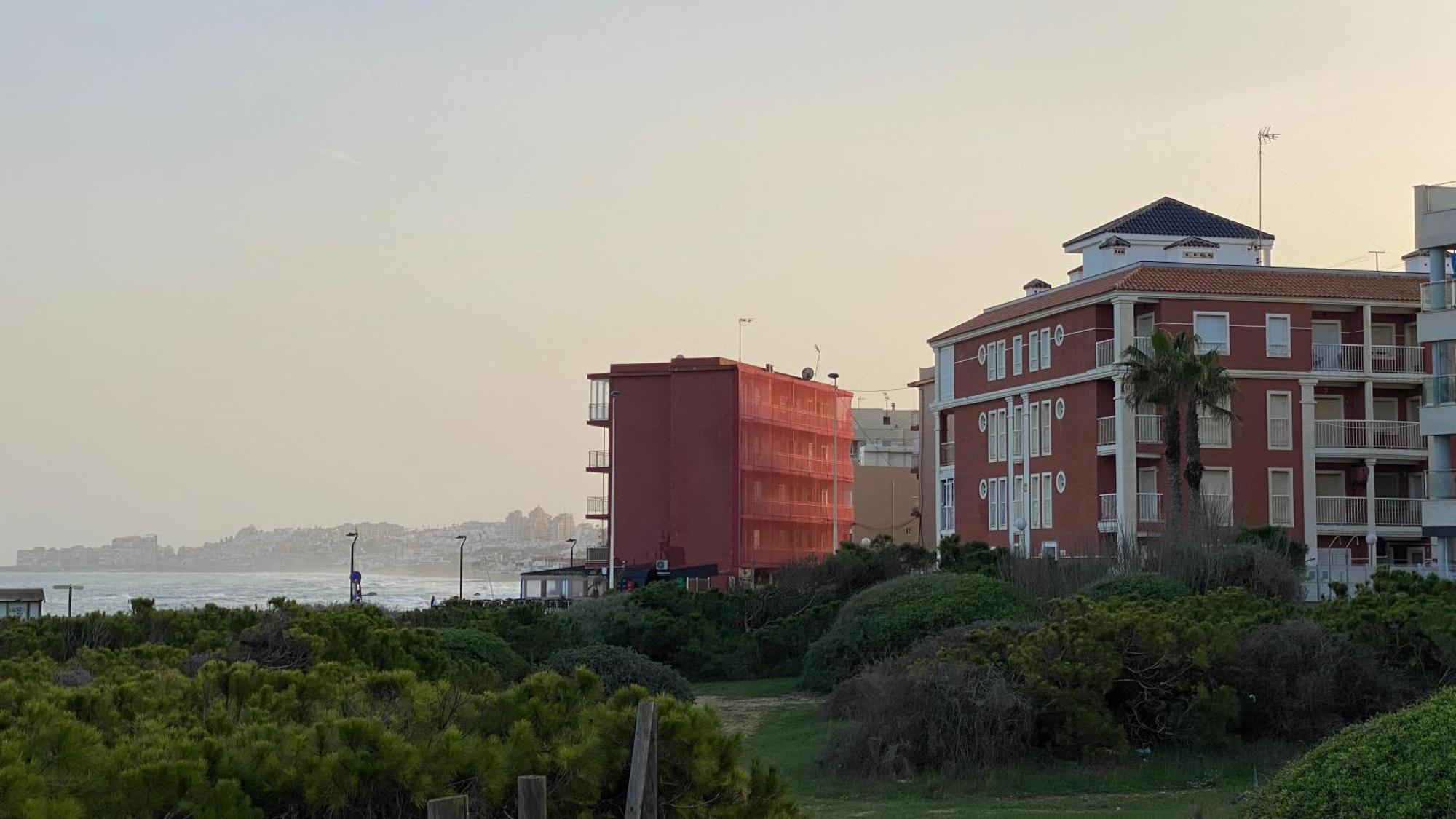 Beachfront Apartment - La Mata トレビエハ エクステリア 写真